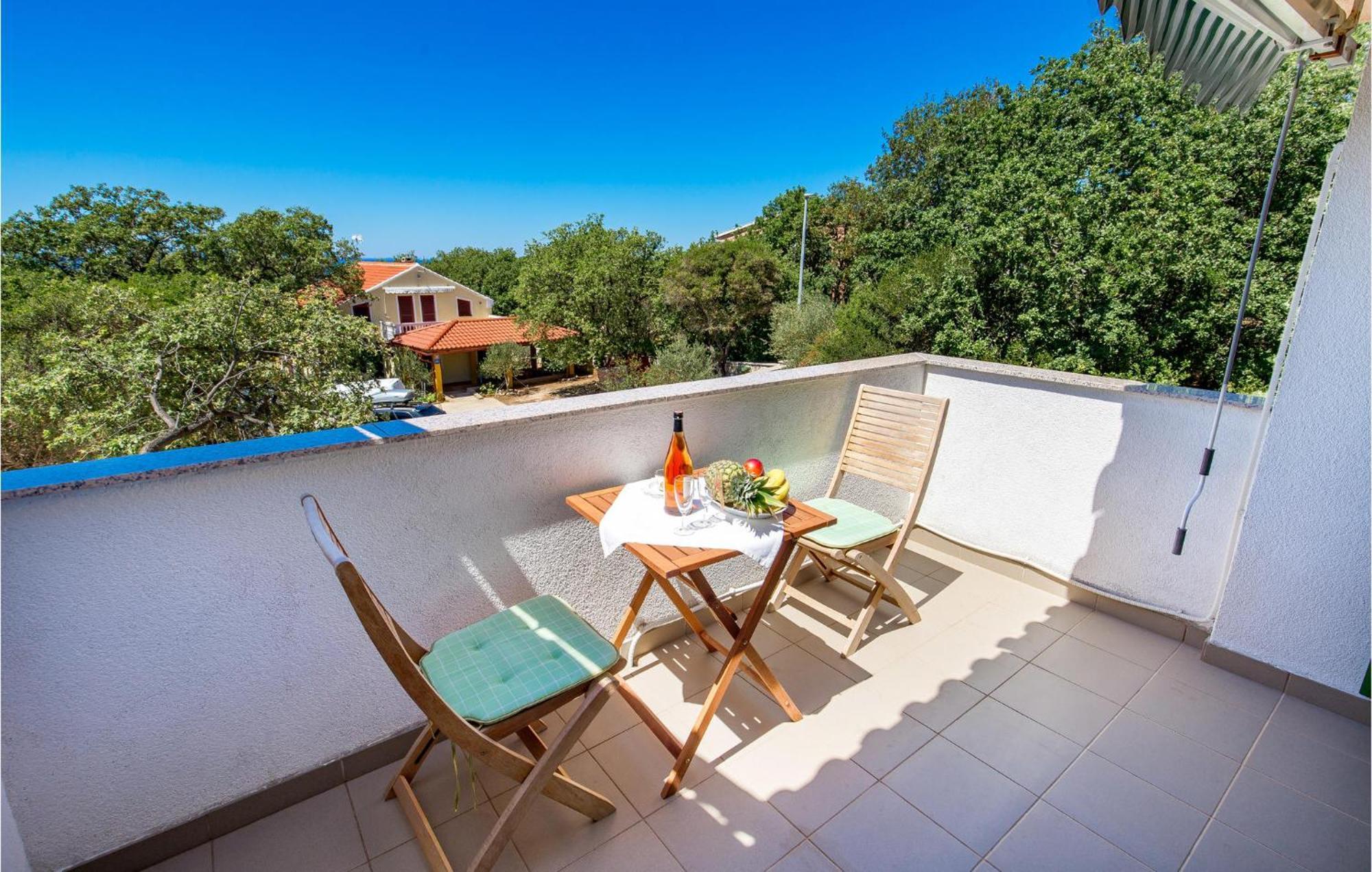 Beautiful Apartment In Potocnica With Wifi Borovici Exterior photo